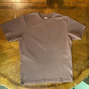 UNIQLO T-shirt